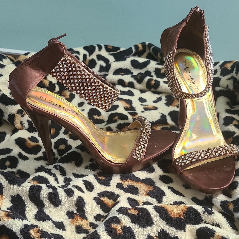 Elegant Brown Rhinestone Heels